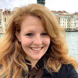 Meet your Posher, Amanda